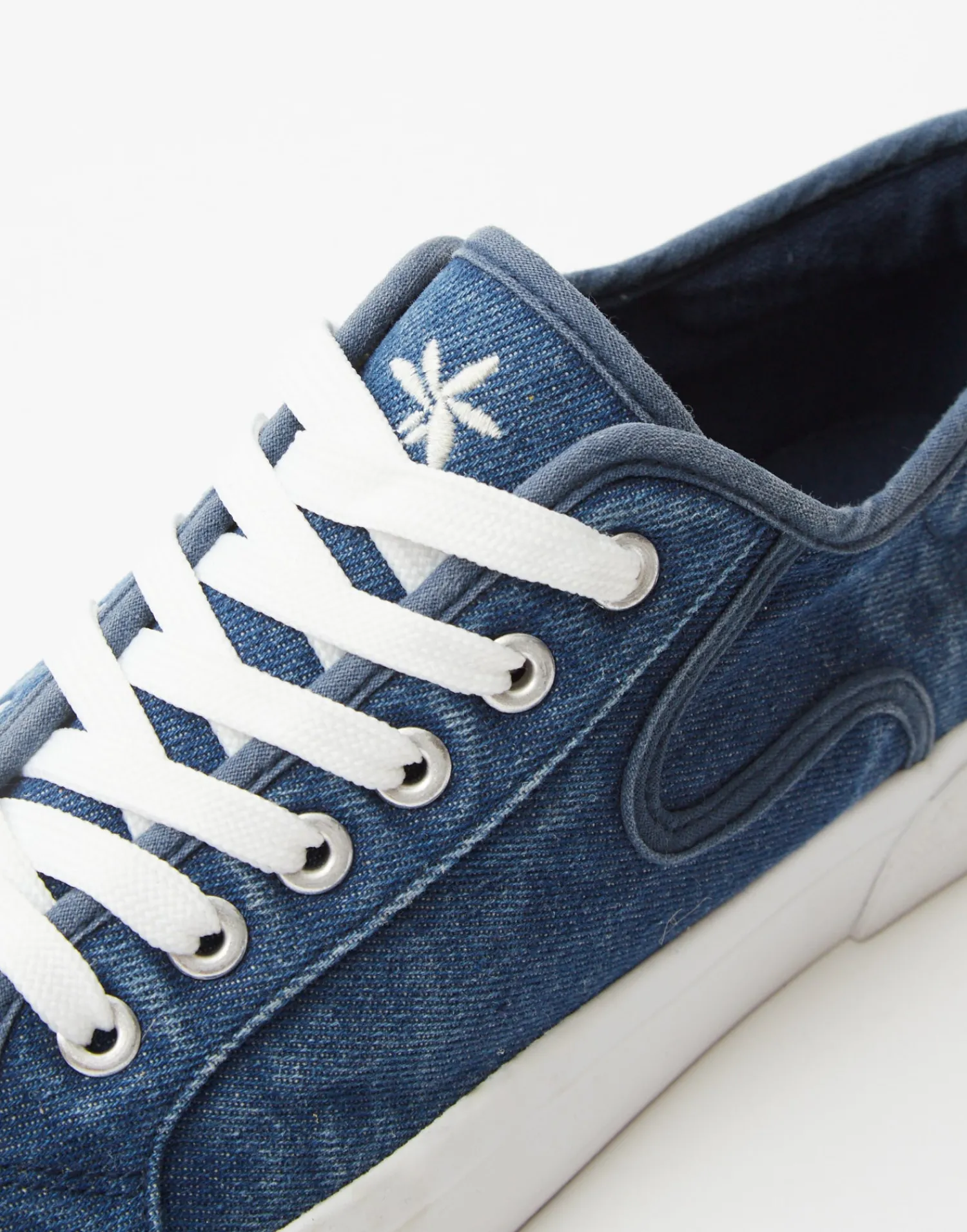 Natura Selection Deportiva Canvas Lavado Discount