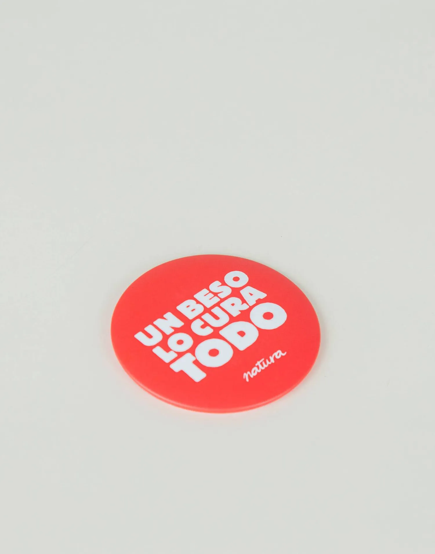 Natura Selection Imán "un Beso Lo Cura Todo" Sale