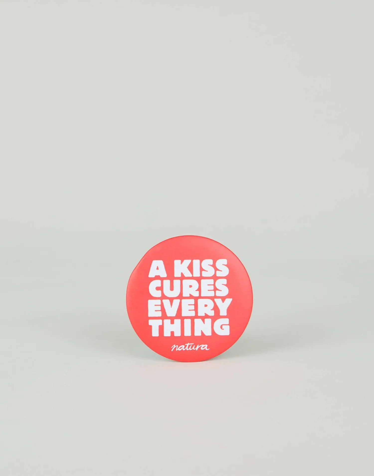Natura Selection Imán "un Beso Lo Cura Todo" Sale